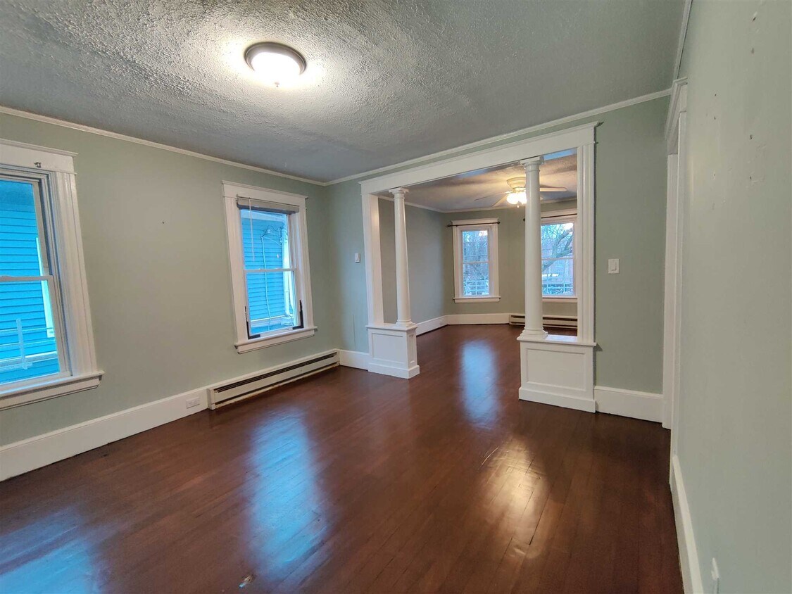 20 N White St Unit 2, Poughkeepsie, NY 12601 Room for Rent in