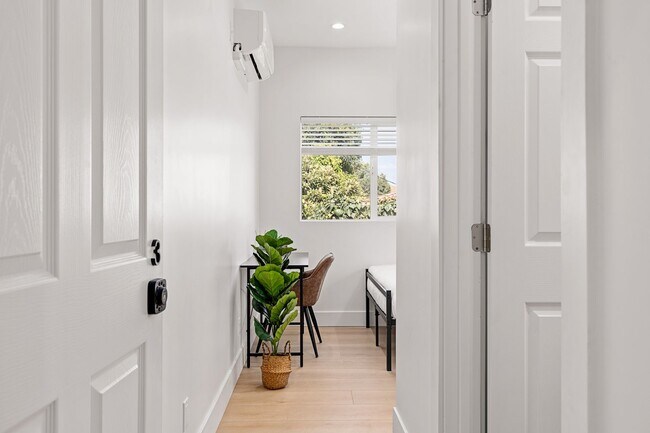 Foto del edificio - A 3 Bedroom apartment with ensuite bathroo...