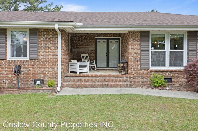 Building Photo - 3 br, 2 bath House - 2004 Brices Creek Rd