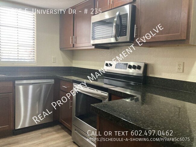 Foto del edificio - 1905 E University Dr