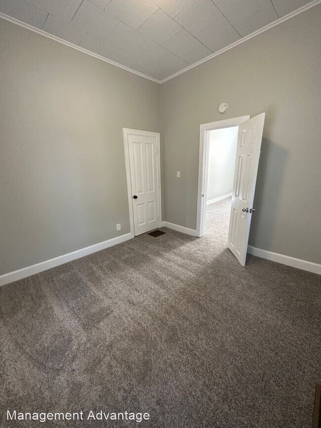 Building Photo - 3 br, 1.5 bath House - 813 S 23rd Street