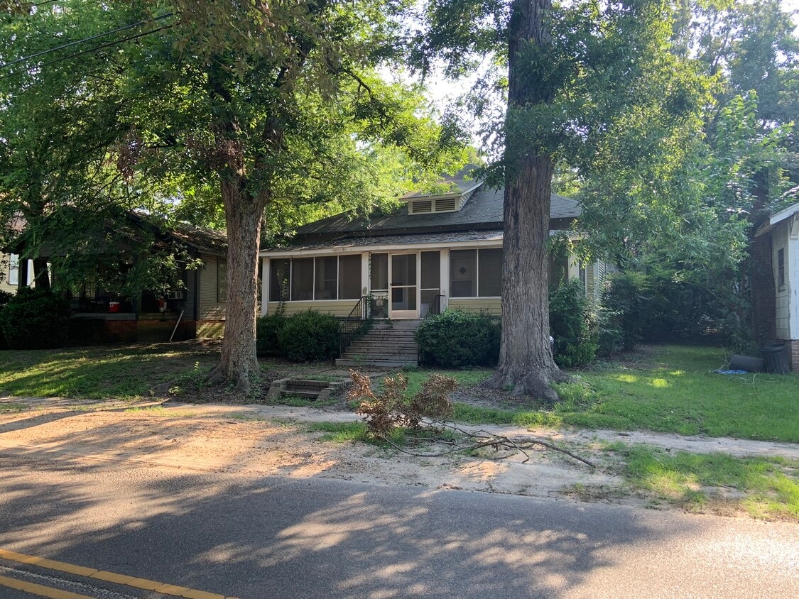 Building Photo - 1012 N 10th Ave