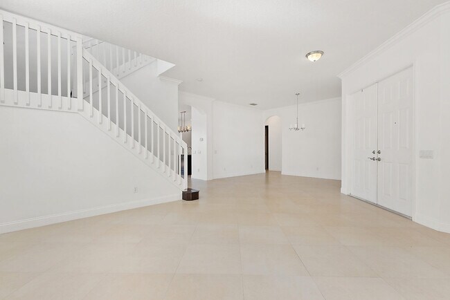 Building Photo - 11195 Millpond Greens Dr