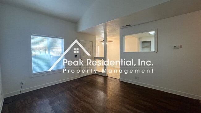 Building Photo - 3 br, 2.5 bath House - 6334 Slippery Creek Ln