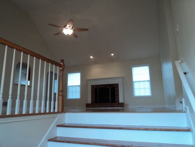 Building Photo - 219 Taylors Farm Dr