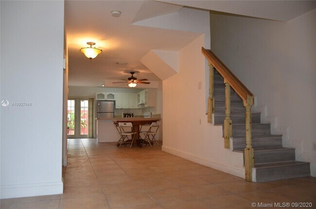 Building Photo - 15410 SW 74th Cir Ct