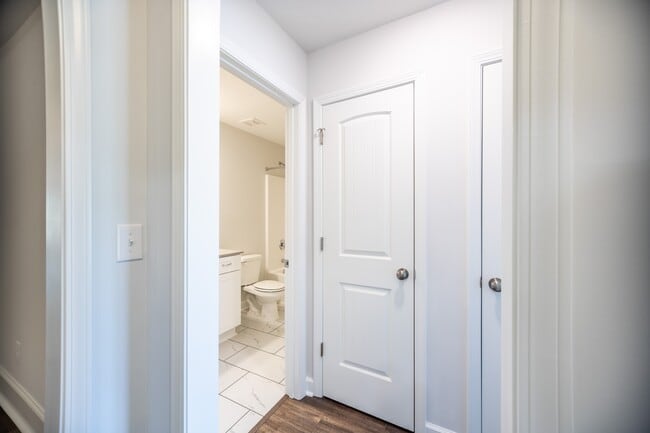 Building Photo - 7172 Paisley Cir