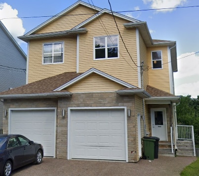 Photo principale - 643 St Margarets Bay Rd