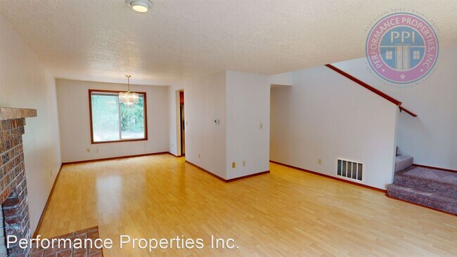 Foto del edificio - 4 br, 2.5 bath House - 2077 SE 73rd Avenue