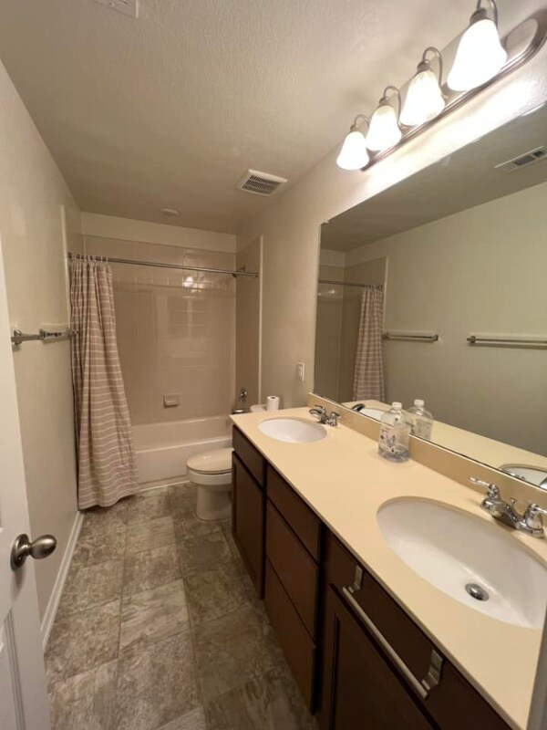 Foto del edificio - 7609 Ballydawn Dr