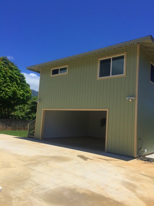 47121 Wailehua Rd, Kaneohe, HI 96744 House Rental in Kaneohe, HI