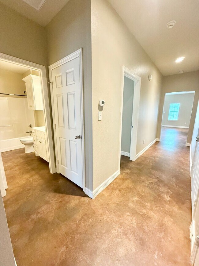 Foto del edificio - 818 St Hwy 110 S #1B