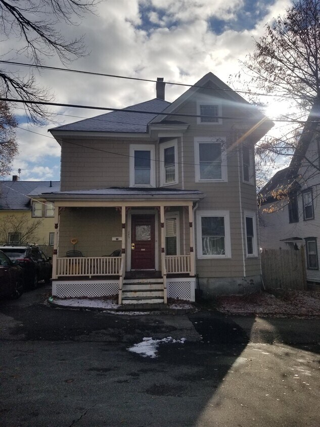 285 Pearl St, Manchester, NH 03104 House Rental in Manchester, NH