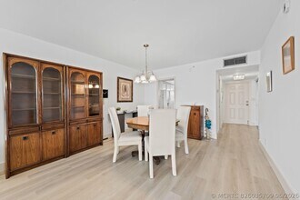 Building Photo - 3300 S Ocean Blvd