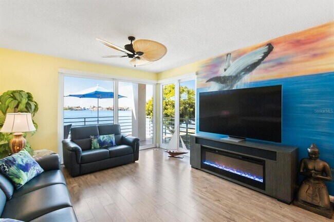 Foto del edificio - 7912 Sailboat Key Blvd S