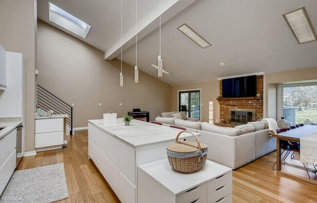 Foto del edificio - 1 br, 2 bath Condo - 2641 S Wadsworth Cir