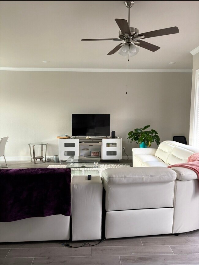 Foto del edificio - 11904 Lawton Creek Ln
