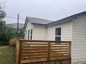 Building Photo - 9434 Rhode Island St