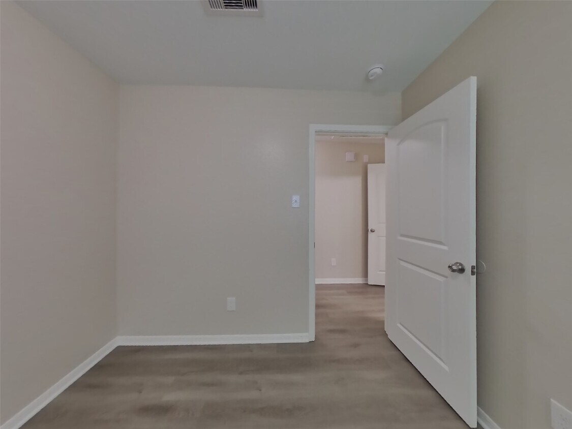 Foto principal - 928 American Monarch Dr