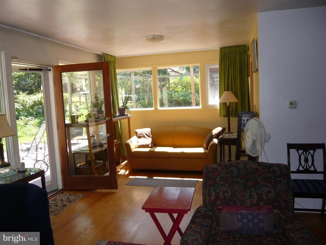 10013 Woodhill Rd, Bethesda, MD 20817 House Rental in Bethesda, MD