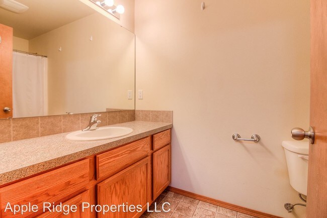 Foto del edificio - 8907 Midvale Rd