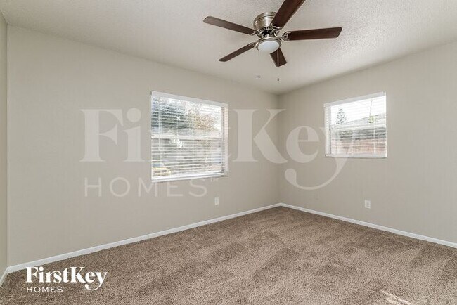 Foto del edificio - 1418 Stonehaven Way