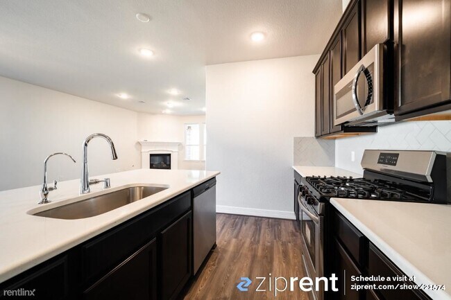 Building Photo - 5 br, 3.5 bath House - 21239 Catalina Palm...