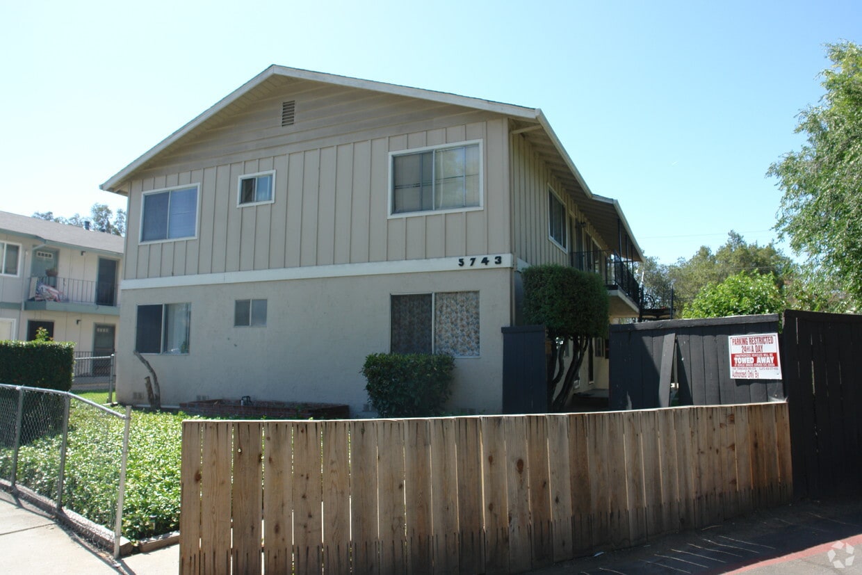Primary Photo - 5743 Via Monte Dr