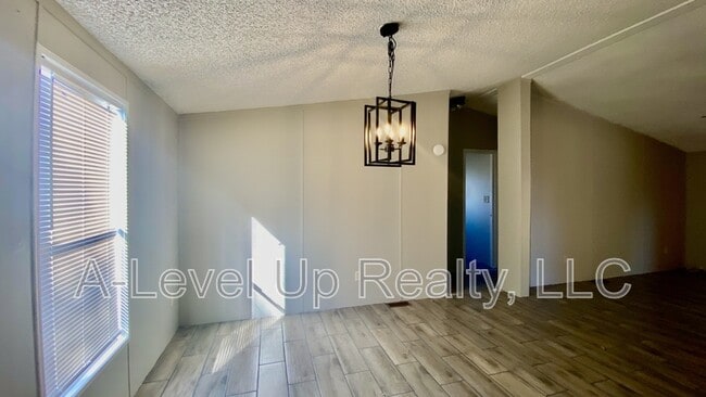 Foto del edificio - 307 W Lee St