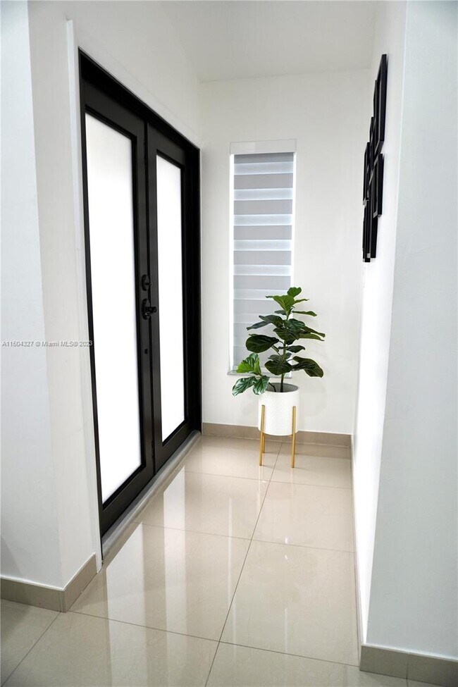 10157 NW 129th Terrace, Hialeah Gardens, FL 33018 House Rental in