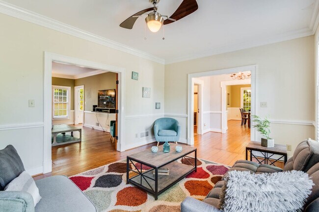 Building Photo - 2633 Brittany Ct SE
