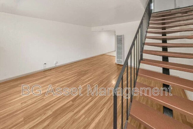 Foto del edificio - 1650 Barrus Ave