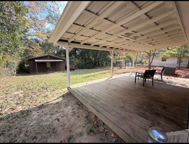 Foto del edificio - 146 Hillcrest Ave