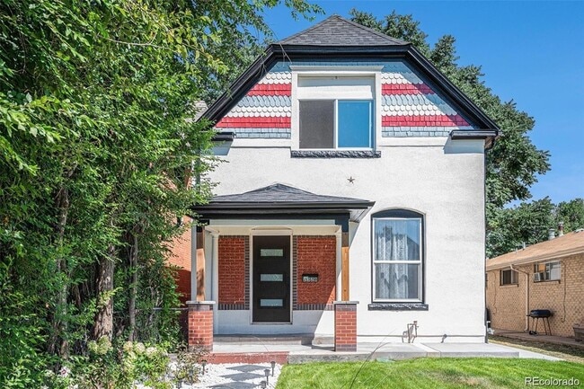 Photo - 2328 N Race St House