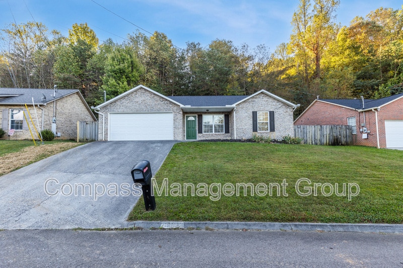 Foto principal - 1882 Explorer Ln