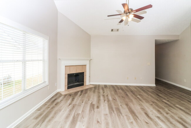 Building Photo - 11405 Vinea Ln