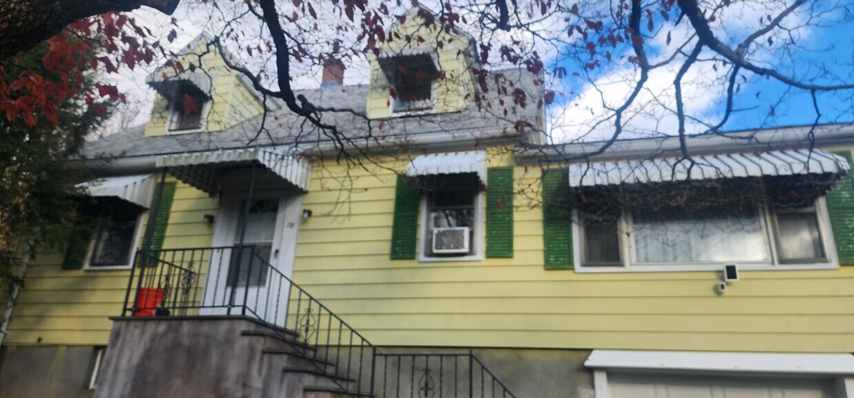 Foto principal - 78 Tucker Ave