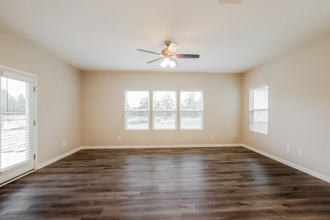 Building Photo - 4014 Tersk Dr