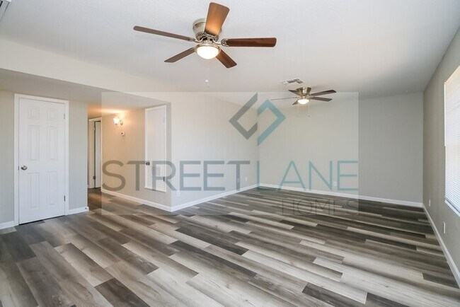 Building Photo - Charming 4 Bedroom in Chandler!