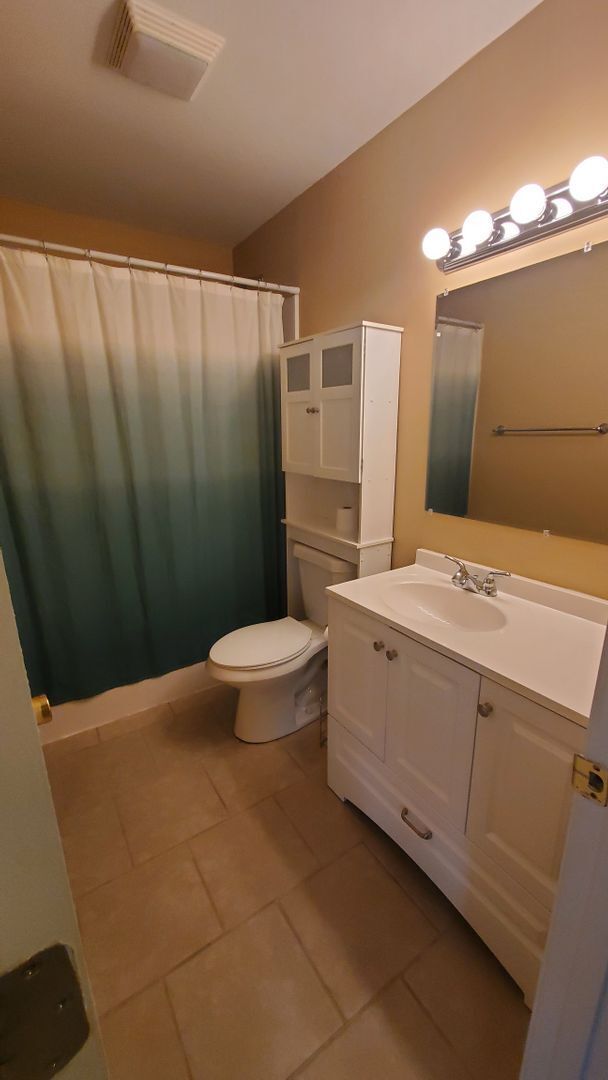 Building Photo - 735 Hilton Drive-Pine Lake Estates-Updated...