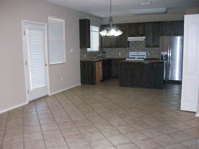 Building Photo - 9310 Albany Dr