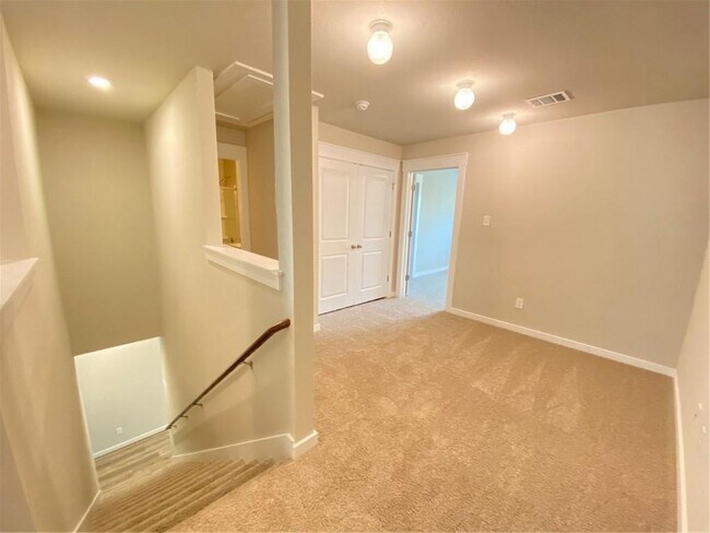 Building Photo - 17200 Crane Fly Dr