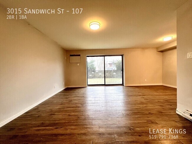 Building Photo - Large ALL INCLUSIVE 2 Bed 1 Bath Main Floo...