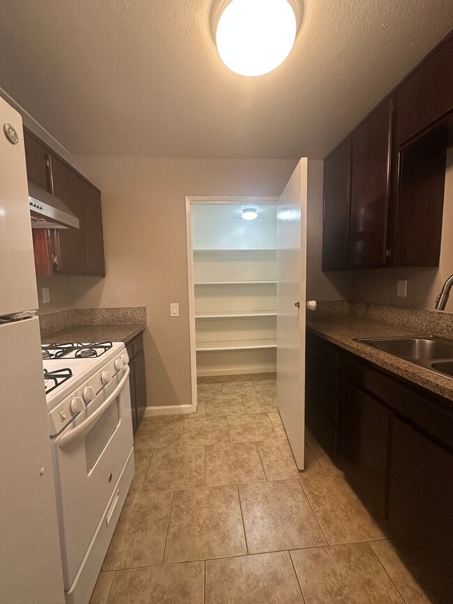 Building Photo - 8600 Citrus Ave