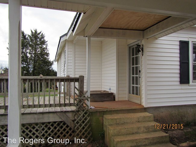 Building Photo - 3 br, 2 bath House - 2176 Leonard Rd
