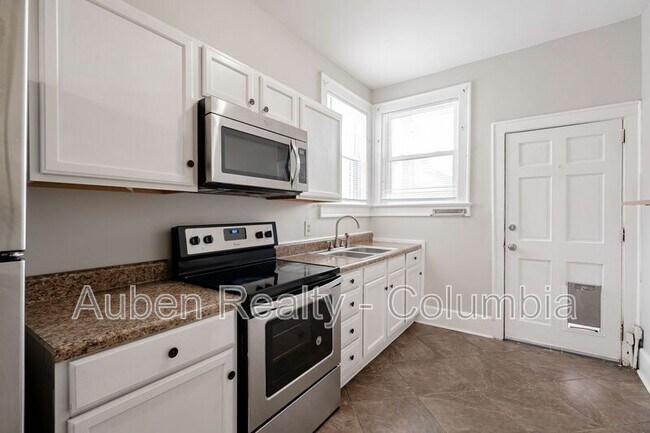 Foto del edificio - 1034 Kinard Ct