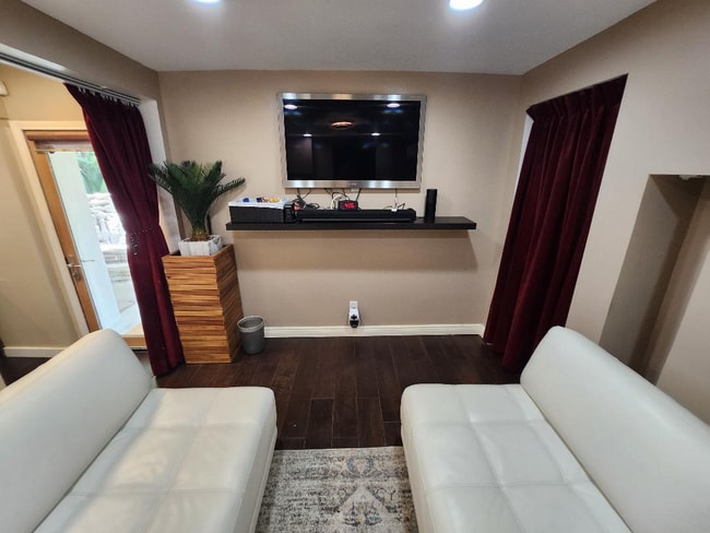 Foto del edificio - 3852 Mount Vernon Dr
