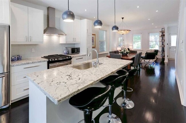 Building Photo - 340 Concord Av