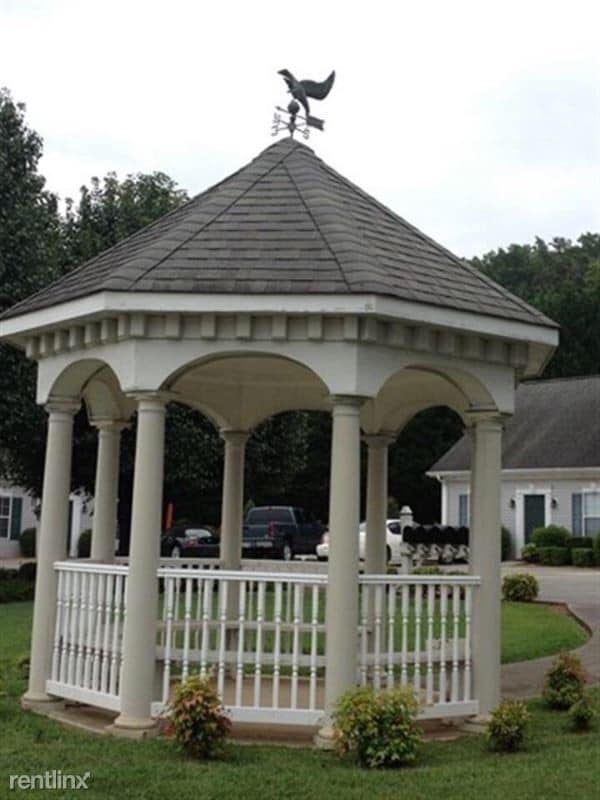 Building Photo - 3039 Lee Hwy.