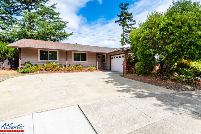Foto del edificio - 10571 Cypress Ct
